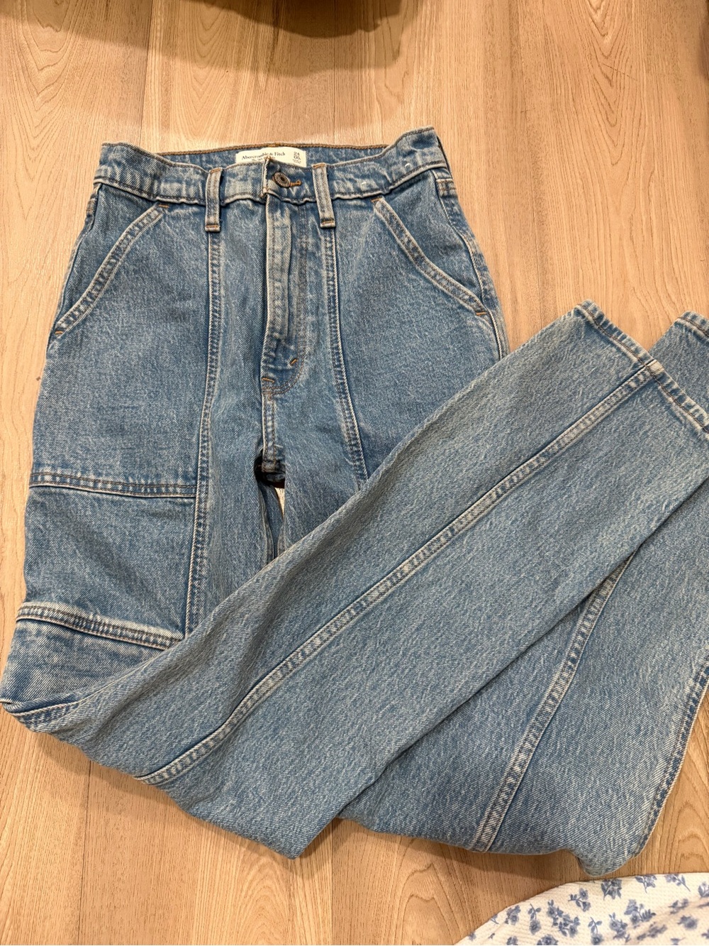 Abercrombie & Fitch Light Blue Straight-Leg Women’s Jeans